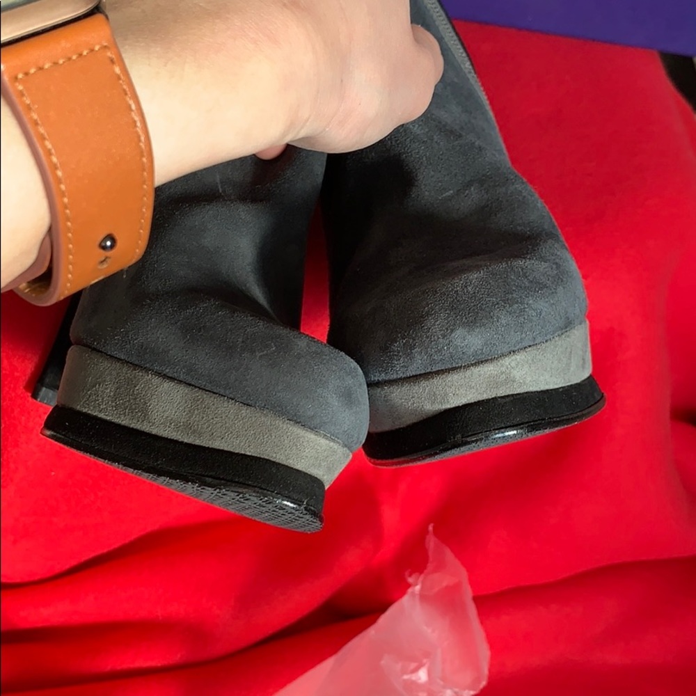 Stuart Weitzman Booties Size 7.5 - image 4